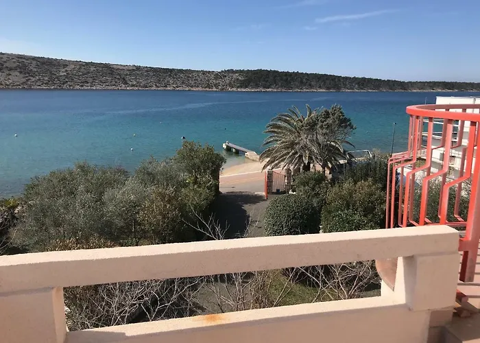 ゲストハウス Julija Crnic Barbat na Rabu